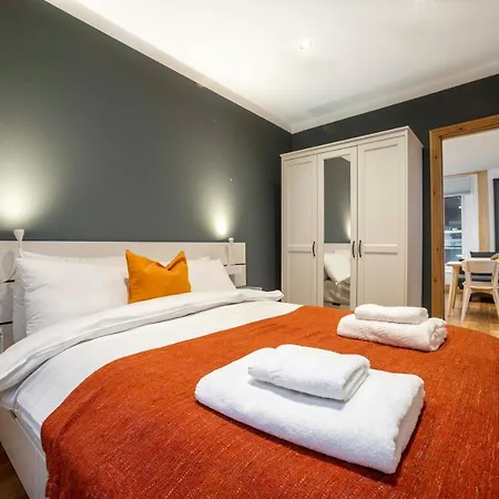 Brand New 1Bed Apt - Zone 1 - 4 Stations Nearby London Exterior photo