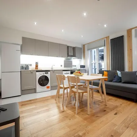 Brand New 1Bed Apt - Zone 1 - 4 Stations Nearby London Exterior photo
